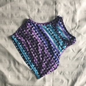 Patterned Athletic Cropped Tank Top/ Sports Bra